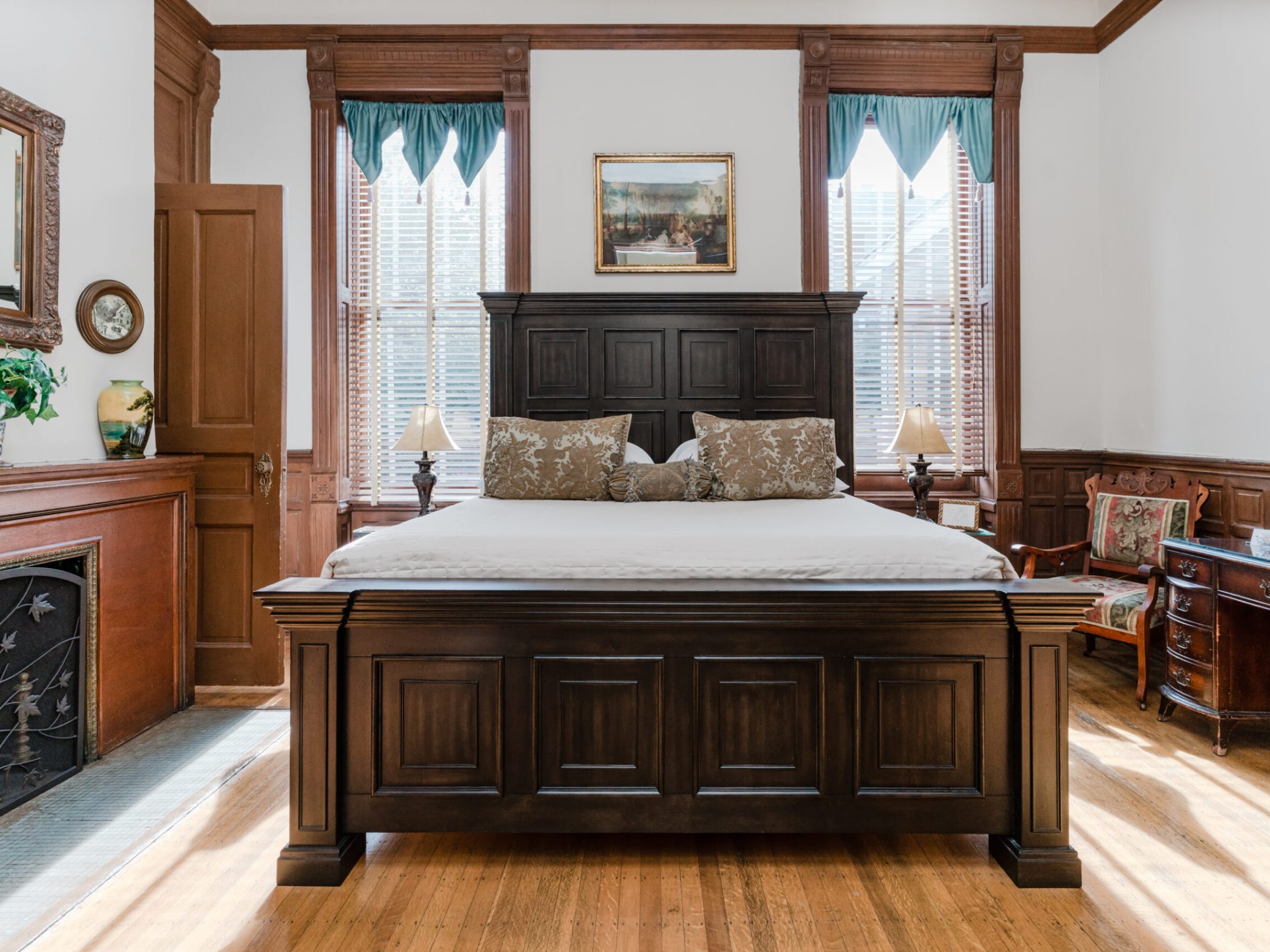 a living room filled with furniture and a fireplace