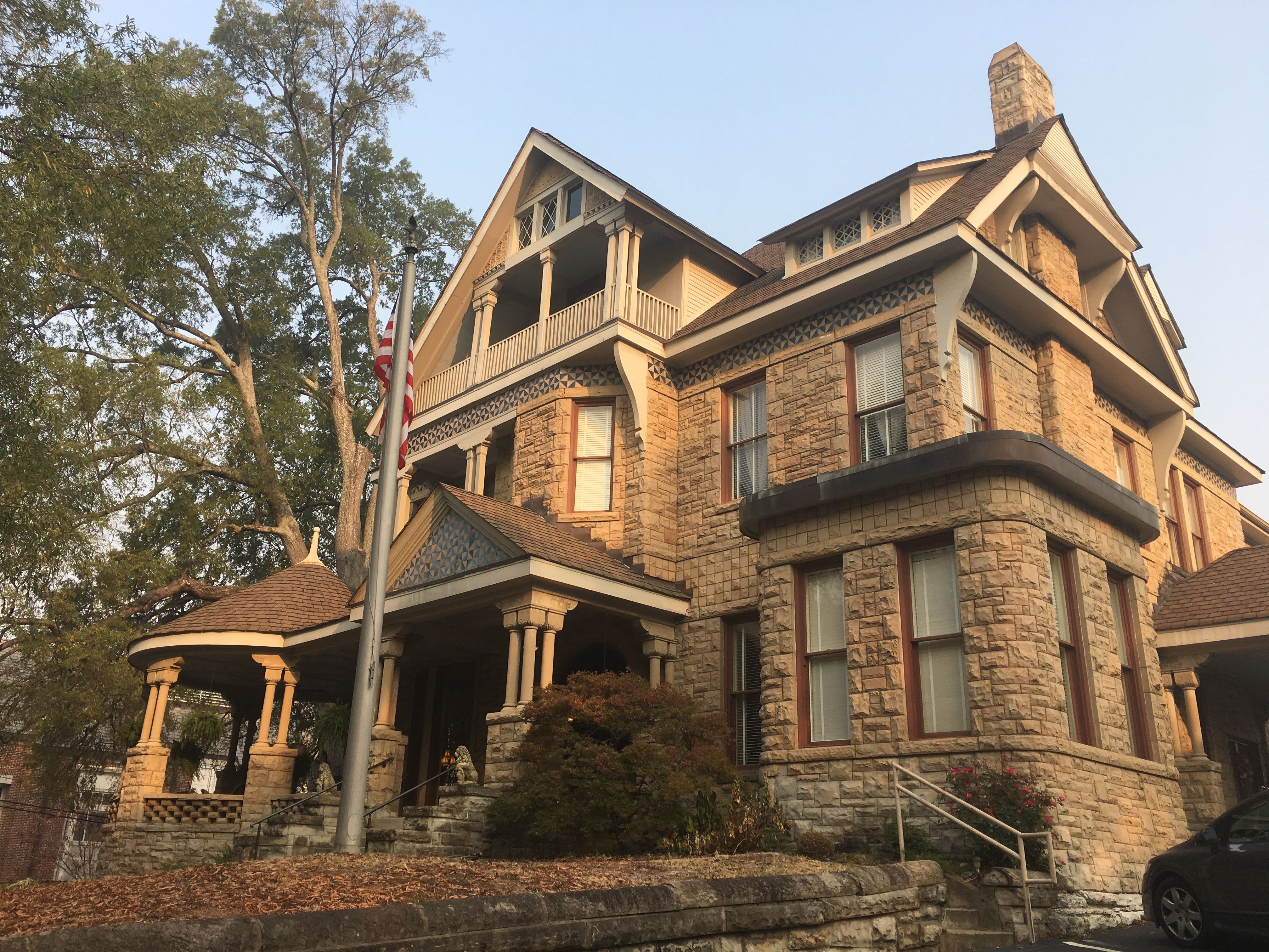 Mayor's Mansion Inn | Bed And Breakfast - Chattanooga, TN